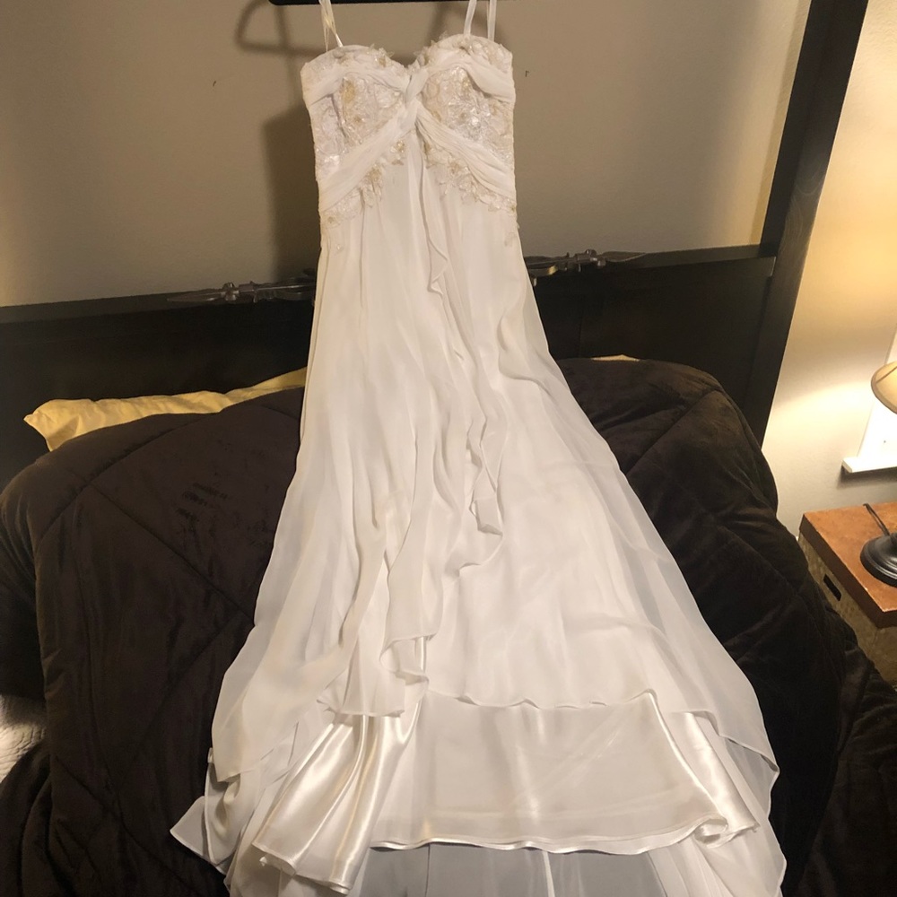 Mon Cheri wedding gown. NWT